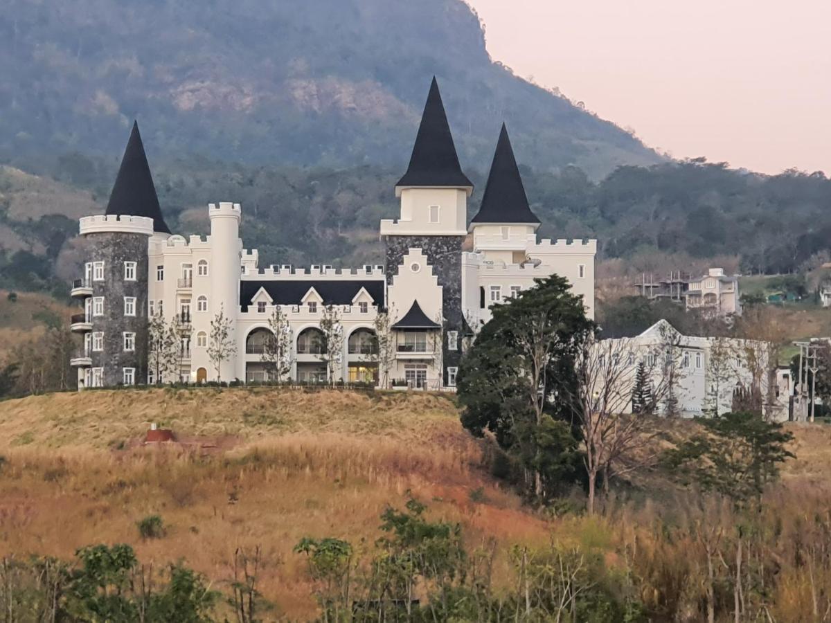 The Castell Condo By Nutthiwan Room 912 And 921 Khao Kho Eksteriør bilde